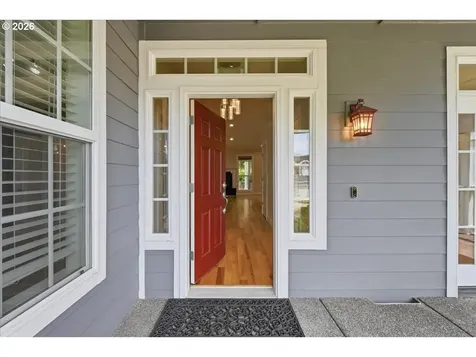 909 N 9th Way Ridgefield WA 98642