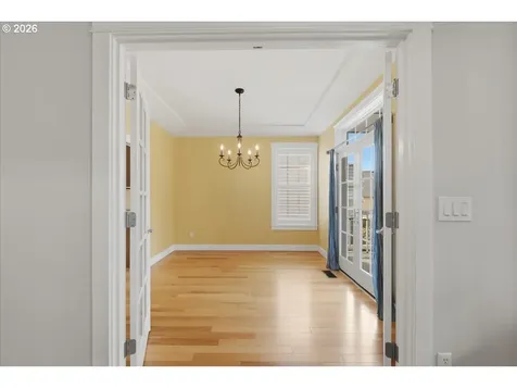 909 N 9th Way Ridgefield WA 98642