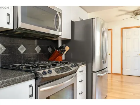 3942 SE Harrison Street Portland OR 97214
