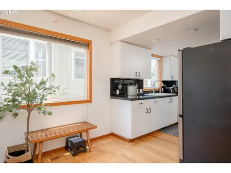 3942 SE Harrison Street Portland OR 97214