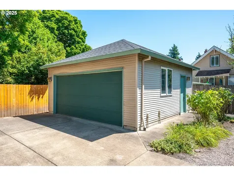 3942 SE Harrison Street Portland OR 97214