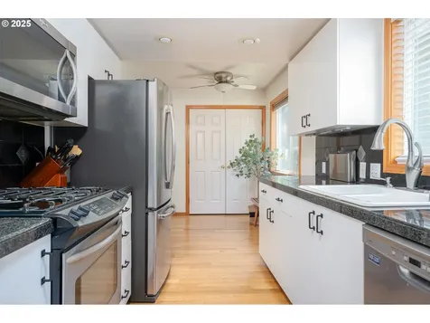 3942 SE Harrison Street Portland OR 97214