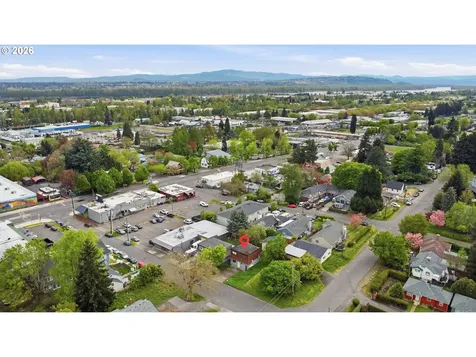 4716 4722 NE 108th Avenue Portland OR 97220