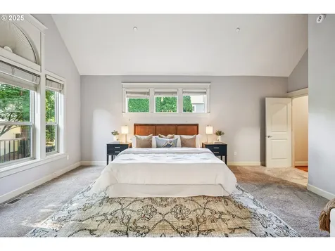 8112 SW 61st Avenue Portland OR 97219
