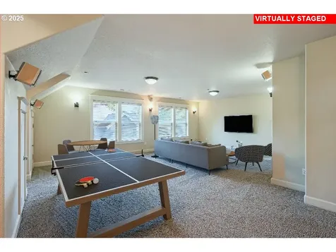 8112 SW 61st Avenue Portland OR 97219