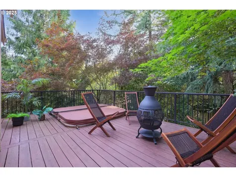 8112 SW 61st Avenue Portland OR 97219