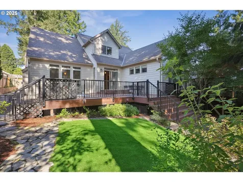 8112 SW 61st Avenue Portland OR 97219