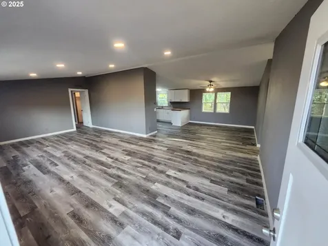 101 Isabell Avenue Roseburg OR 97470