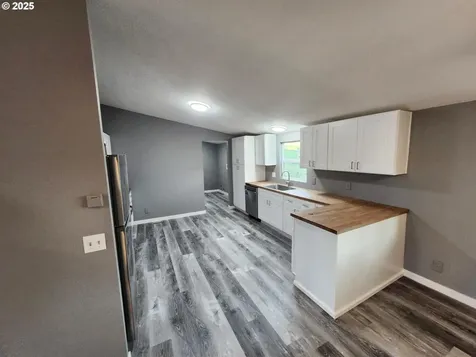 101 Isabell Avenue Roseburg OR 97470