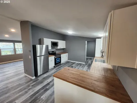 101 Isabell Avenue Roseburg OR 97470