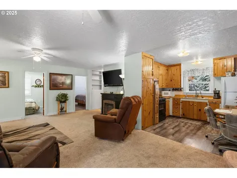 58783 Highway 204 Weston OR 97886