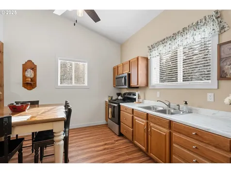 58783 Highway 204 Weston OR 97886