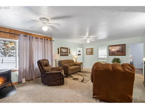 58783 Highway 204 Weston OR 97886