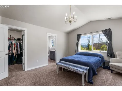 1233 SE Windsong Drive Cascade Locks OR 97014
