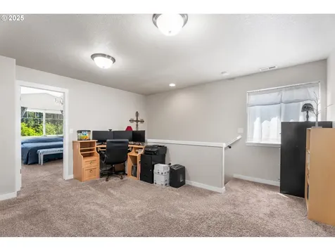1233 SE Windsong Drive Cascade Locks OR 97014