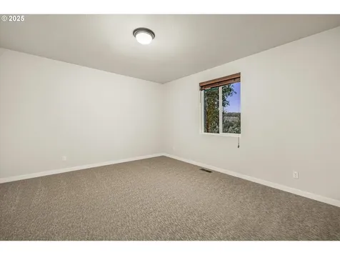 20307 SW Neugebauer Road Hillsboro OR 97123
