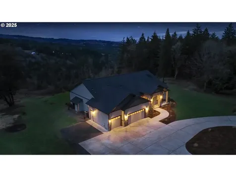 20307 SW Neugebauer Road Hillsboro OR 97123