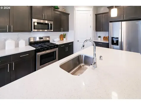 10705 NE 99th Avenue Vancouver WA 98662