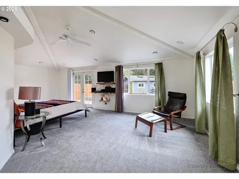 8106 SE 67th Avenue Portland OR 97206