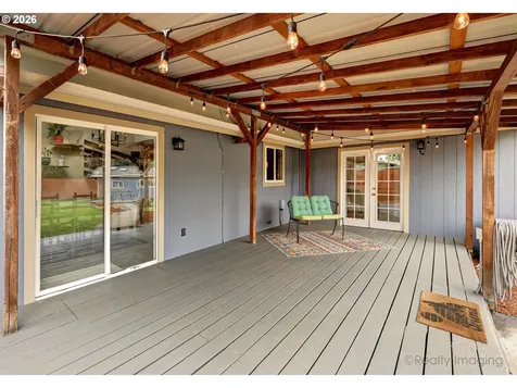 8106 SE 67th Avenue Portland OR 97206