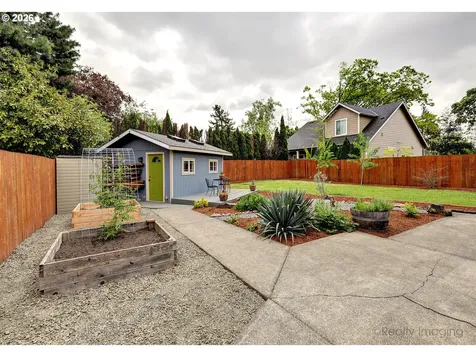 8106 SE 67th Avenue Portland OR 97206