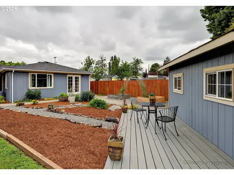 8106 SE 67th Avenue Portland OR 97206