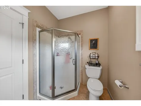 130 Stengar Lane Roseburg OR 97471