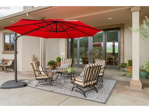 130 Stengar Lane Roseburg OR 97471