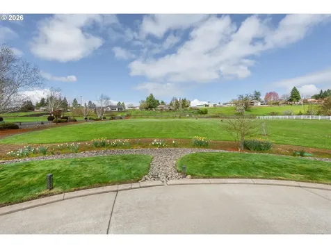 130 Stengar Lane Roseburg OR 97471