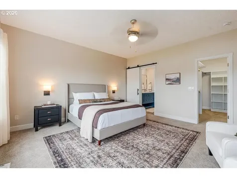 21157 NE Shore Drive Fairview OR 97024