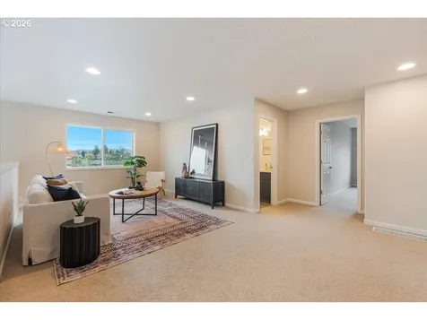 21157 NE Shore Drive Fairview OR 97024