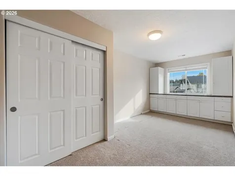 21157 NE Shore Drive Fairview OR 97024