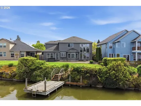 21157 NE Shore Drive Fairview OR 97024