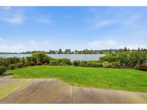 21157 NE Shore Drive Fairview OR 97024