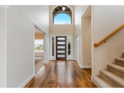 21157 NE Shore Drive Fairview OR 97024