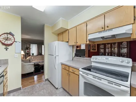 11341 SW Springwood Drive Portland OR 97223