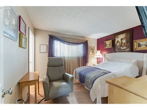11341 SW Springwood Drive Portland OR 97223