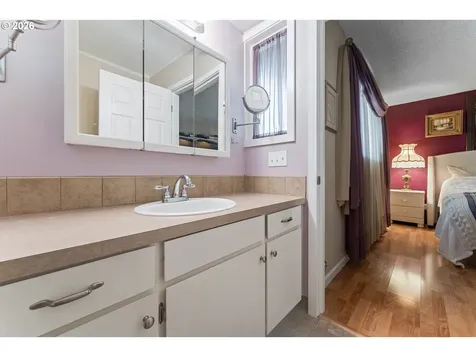 11341 SW Springwood Drive Portland OR 97223