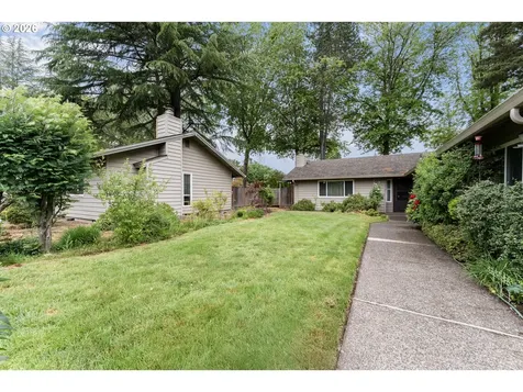 11341 SW Springwood Drive Portland OR 97223
