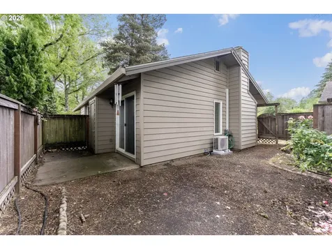 11341 SW Springwood Drive Portland OR 97223