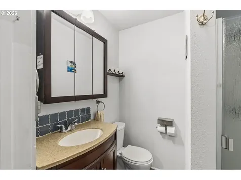 3315 W 18th Avenue Eugene OR 97402
