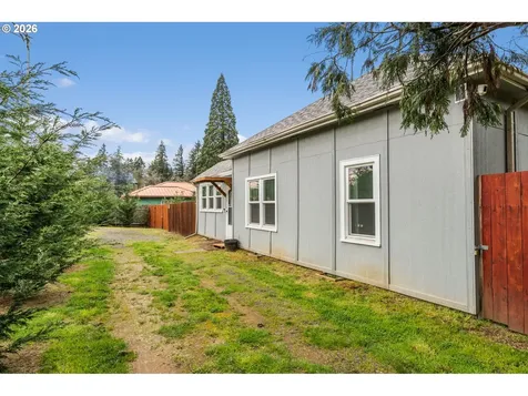 3315 W 18th Avenue Eugene OR 97402