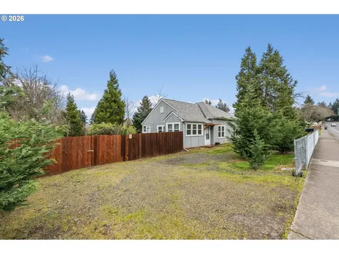 3315 W 18th Avenue Eugene OR 97402