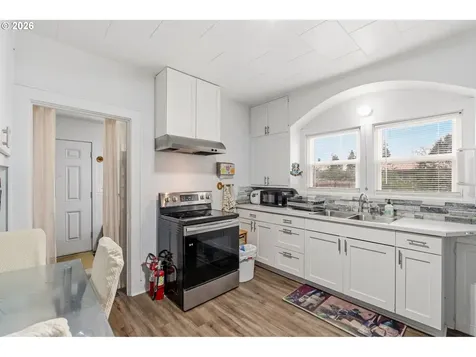 3315 W 18th Avenue Eugene OR 97402