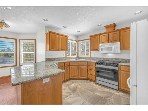 2350 7th Street Columbia City OR 97018