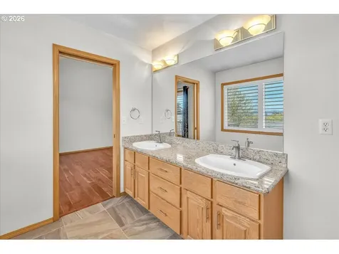 2350 7th Street Columbia City OR 97018