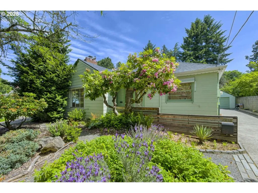 6814 N Wall Avenue Portland OR 97203