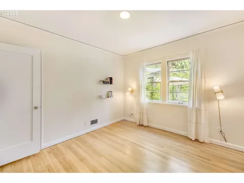 6814 N Wall Avenue Portland OR 97203
