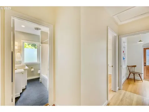 6814 N Wall Avenue Portland OR 97203