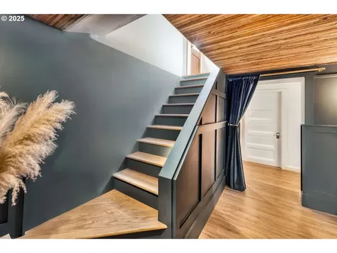 6814 N Wall Avenue Portland OR 97203